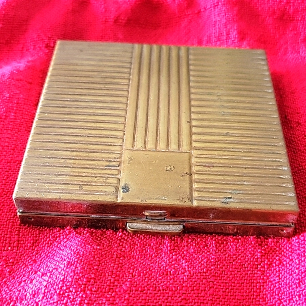 Vintage item